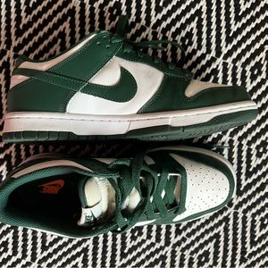 Michigan State Dunks